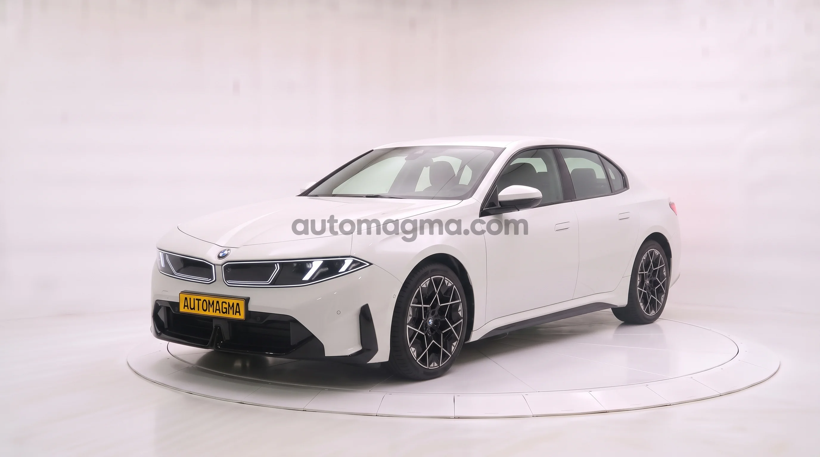 i3
