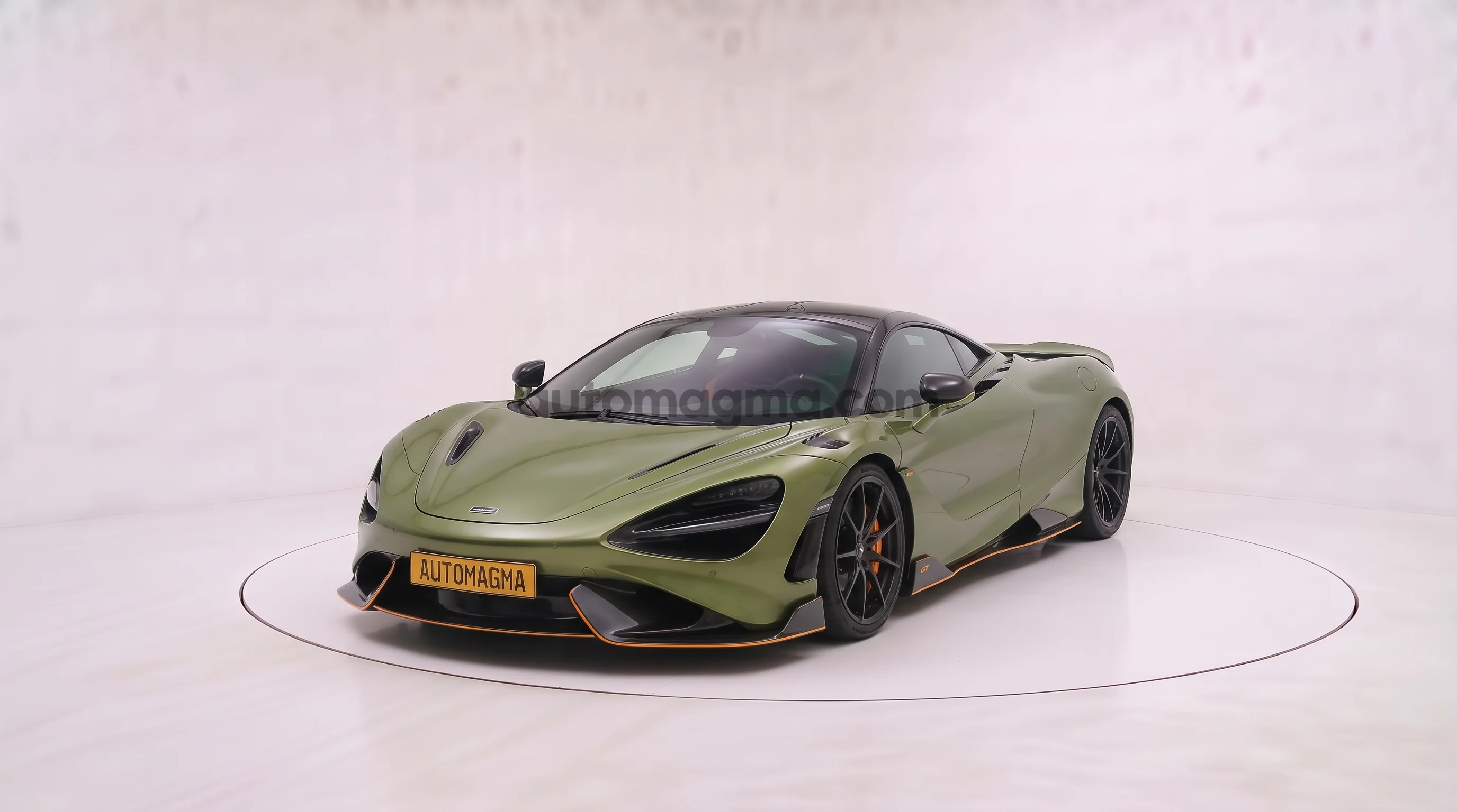 765LT