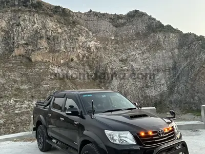 Toyota Hilux 2013