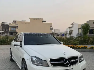 Mercedes Benz C Class 2011